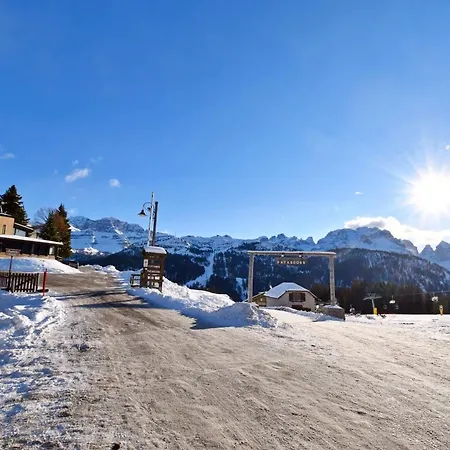 Patascoss Terrazza Sulle Dolomiti Apartment *