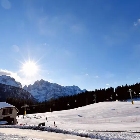 Apartment Patascoss Terrazza Sulle Dolomiti Madonna di Campiglio